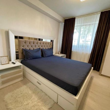 Discret Apartament One トゥルゴヴィシュテ エクステリア 写真